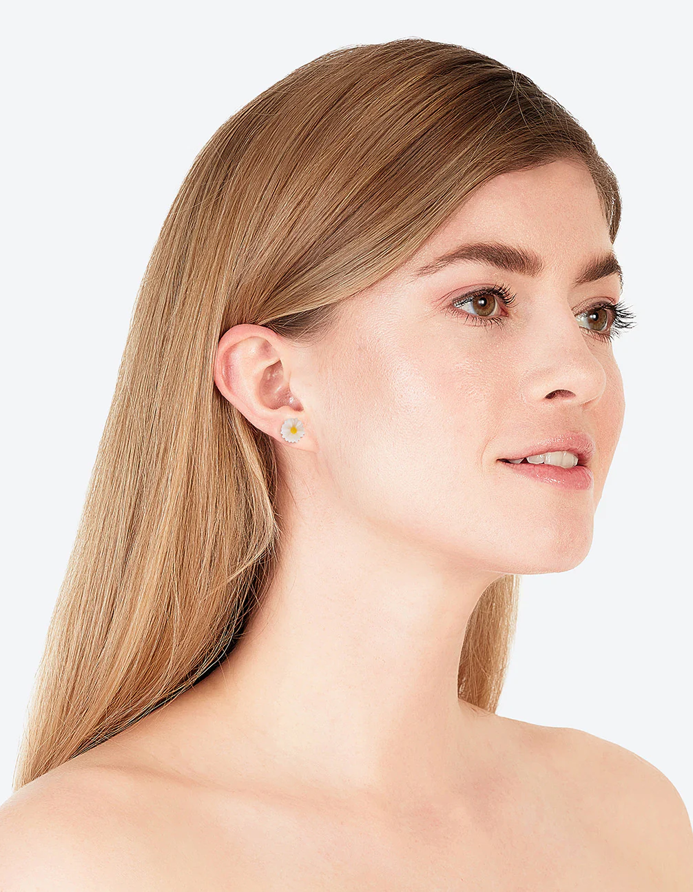 White Daisy Love Stud Earrings - Image 3