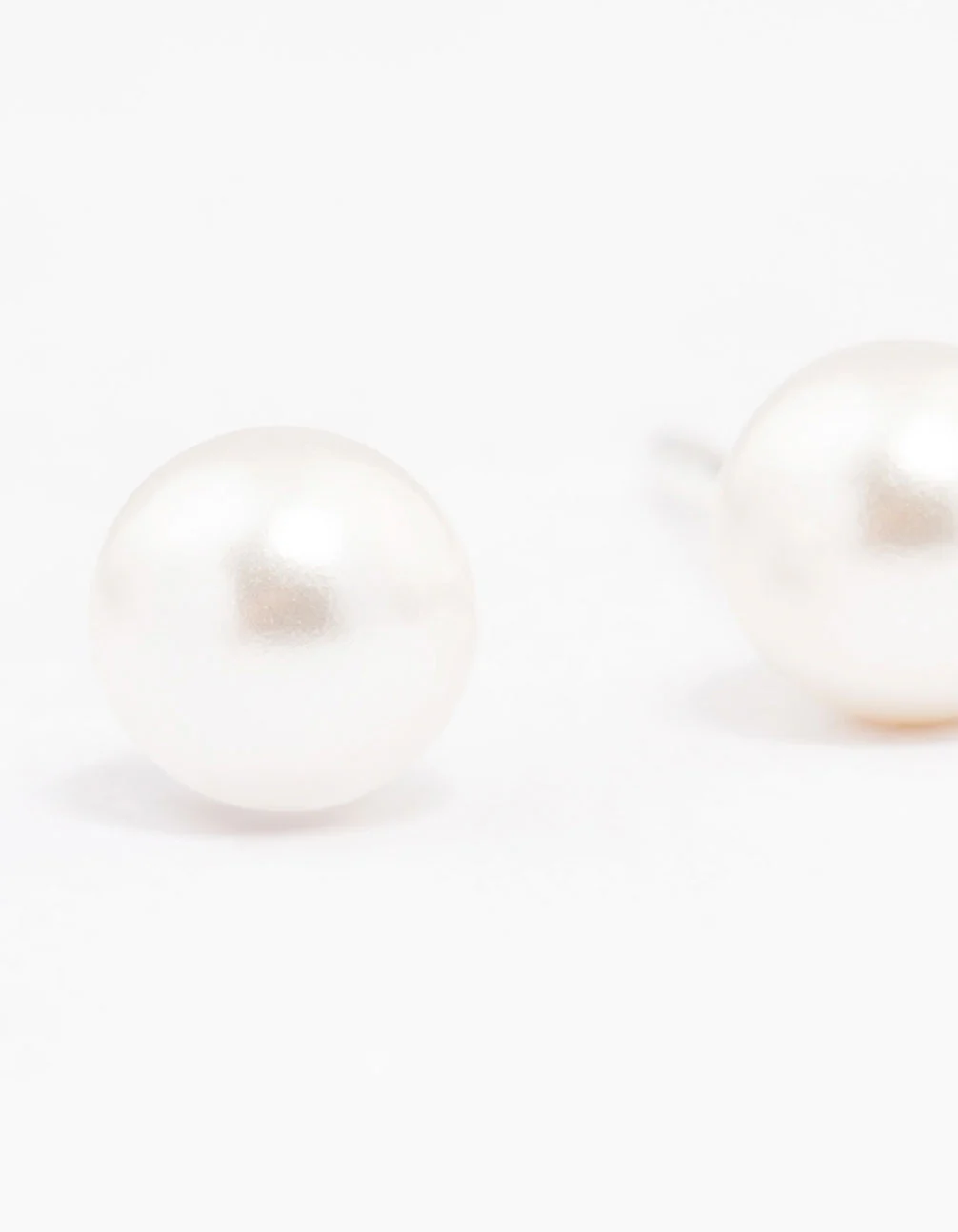 Sterling Silver Pearl Stud Earrings 5mm - Image 4