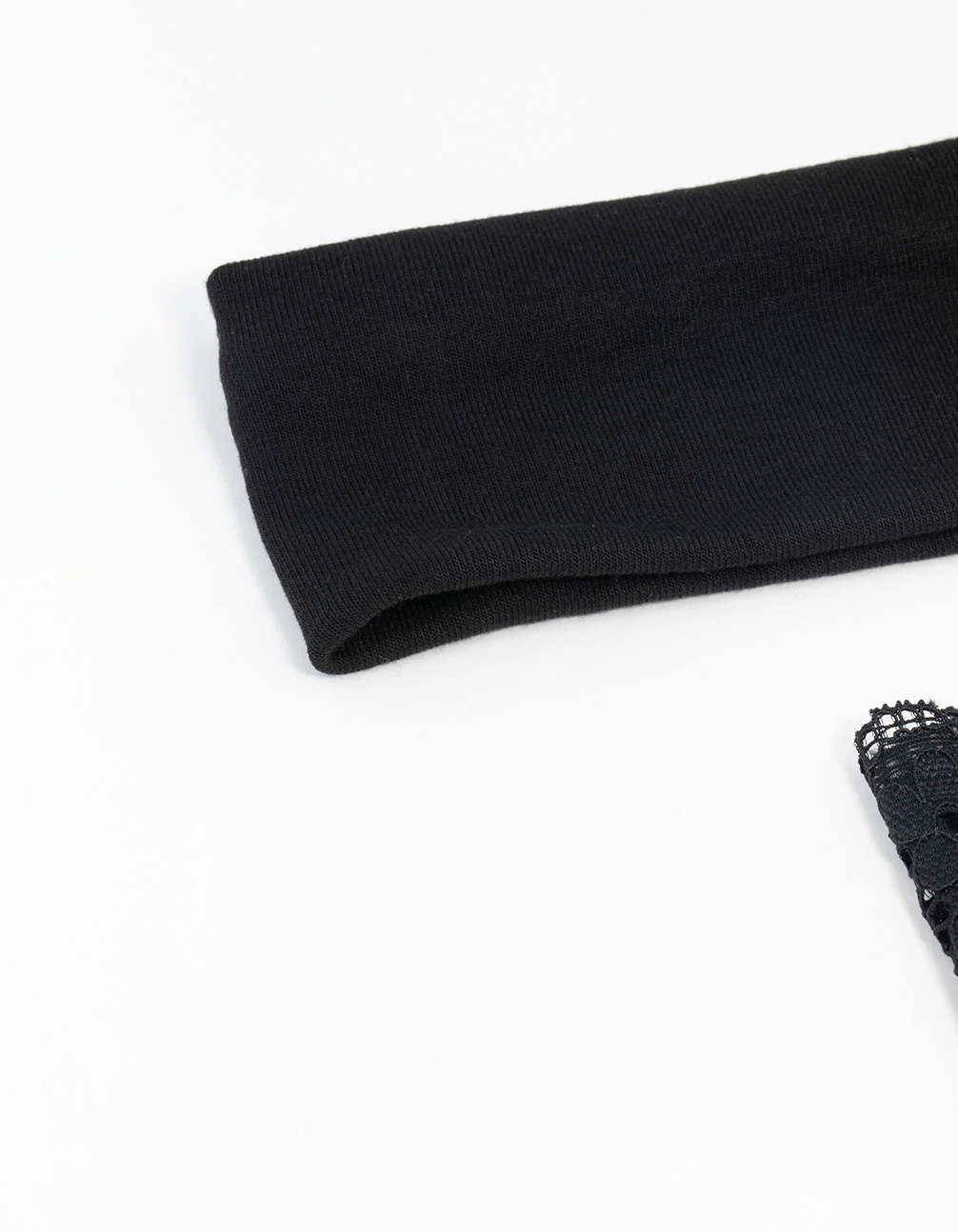 Black Plain & Lace Headbands 2-Pack - Image 2