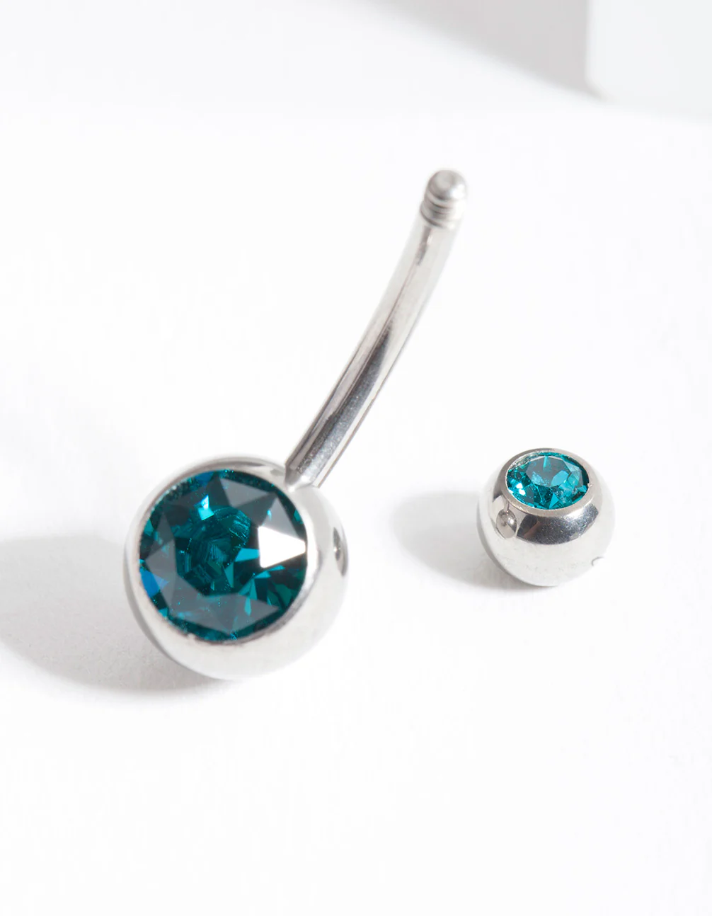 Surgical Steel Green Stone Belly Bar - Image 2