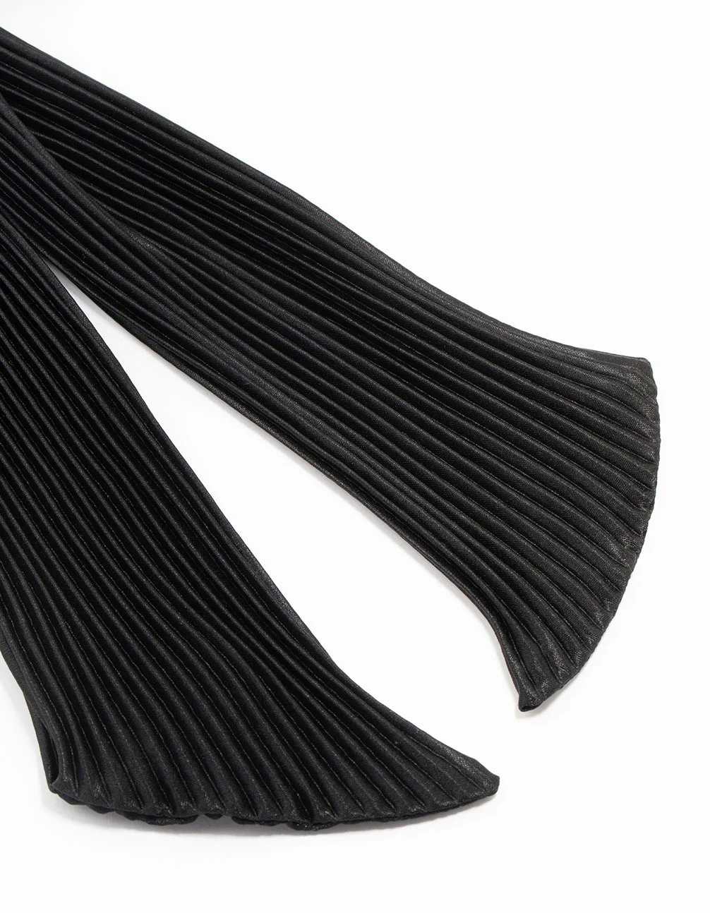 Classic Black Plisse Bow Clip - Image 3