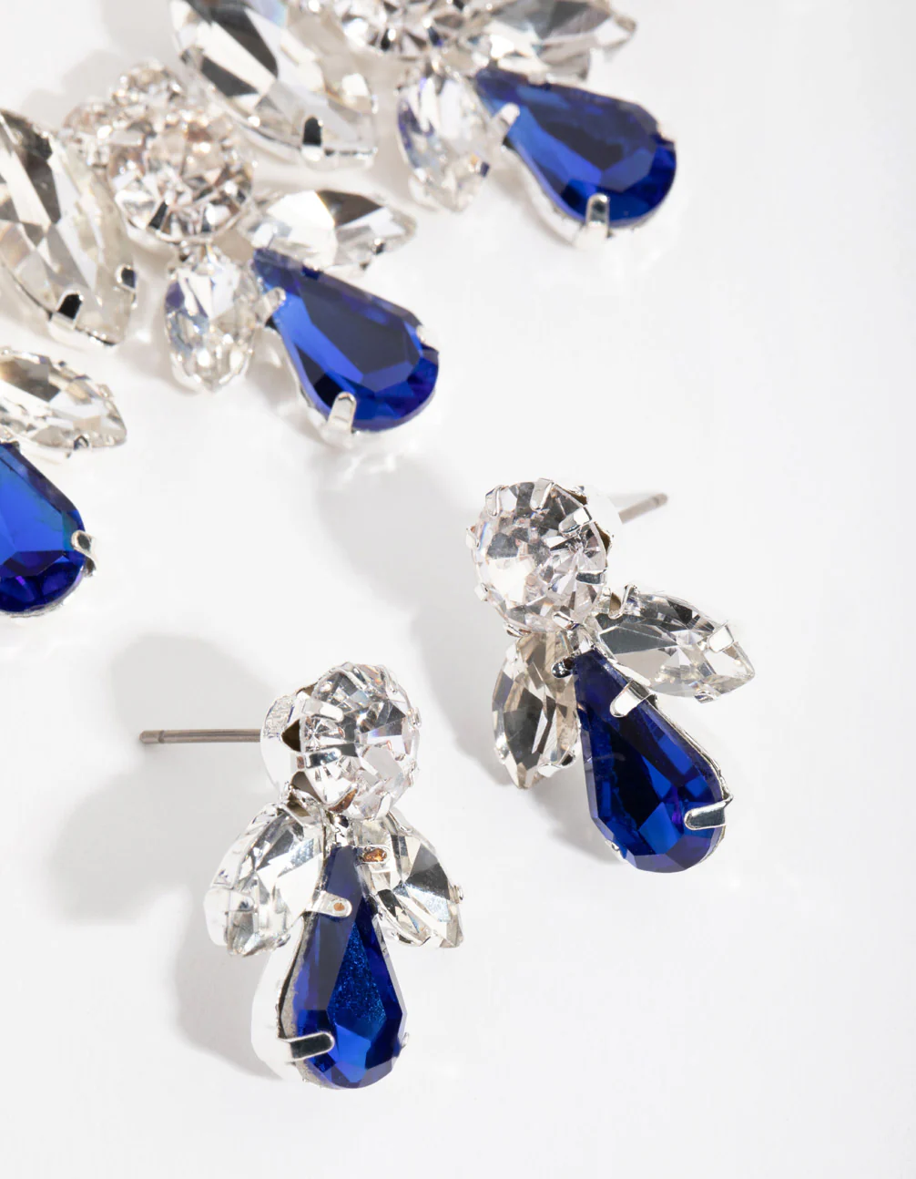 Silver Diamante Glamorous Earrings & Necklace - Image 3