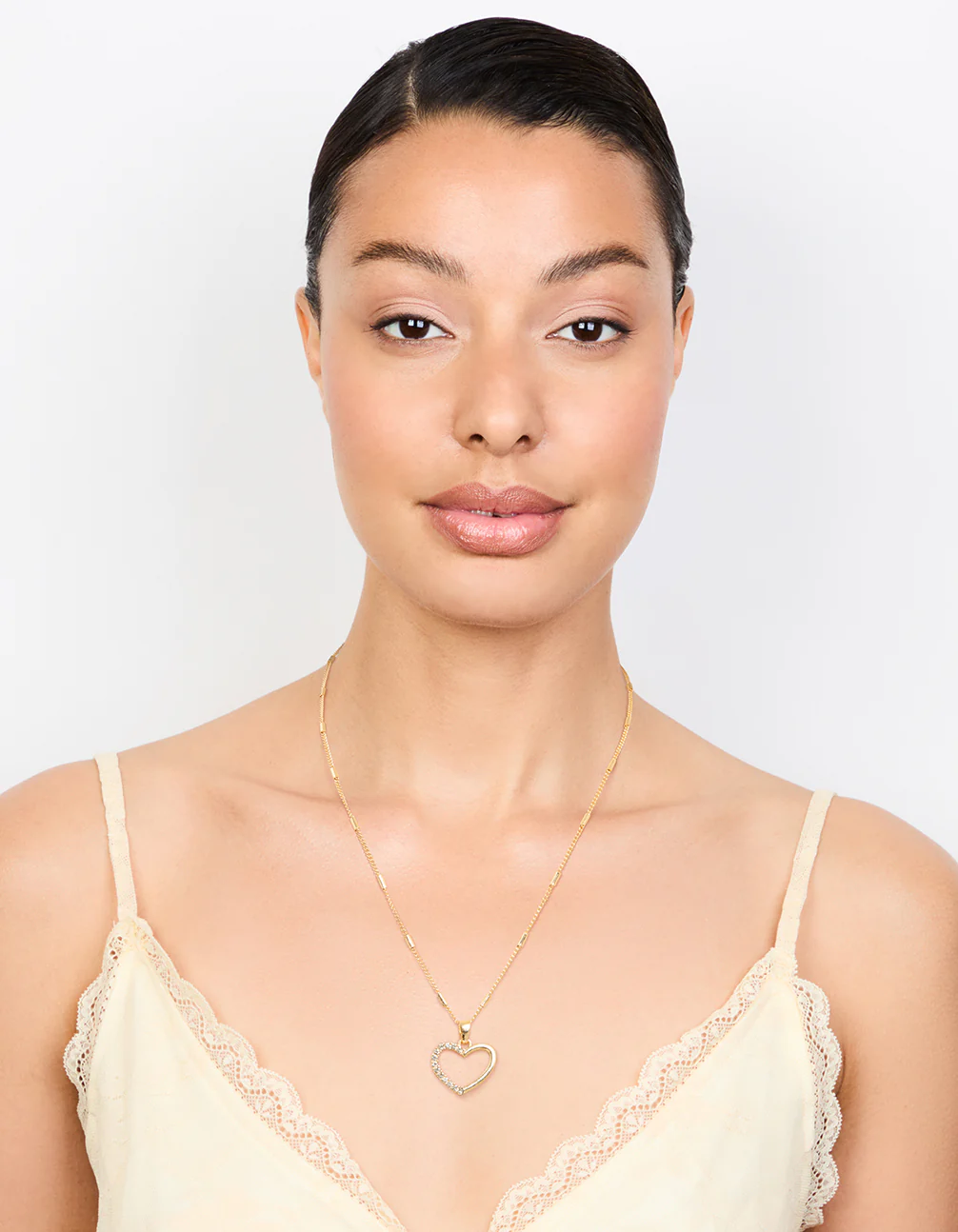 Gold Tab Diamante Open Heart Necklace - Image 3