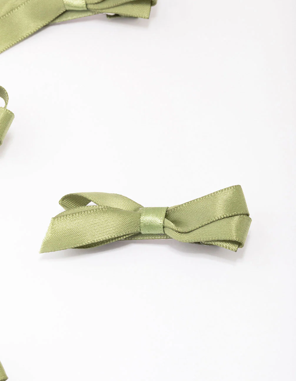 Green Mini Satin Hair Bow Clips 5-Pack - Image 2