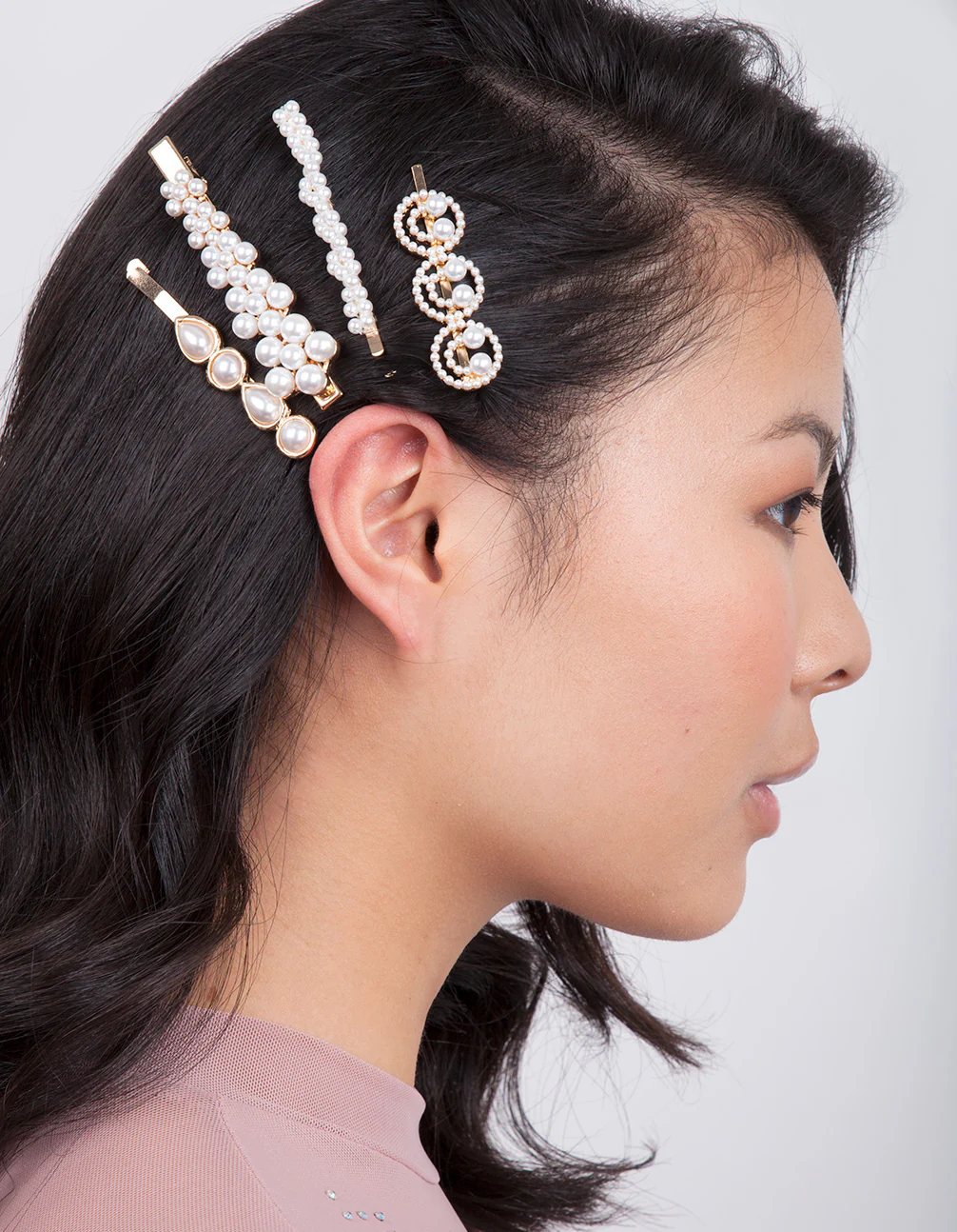 Gold Smile Pearl Hair Clip 4-Pack - Image 2