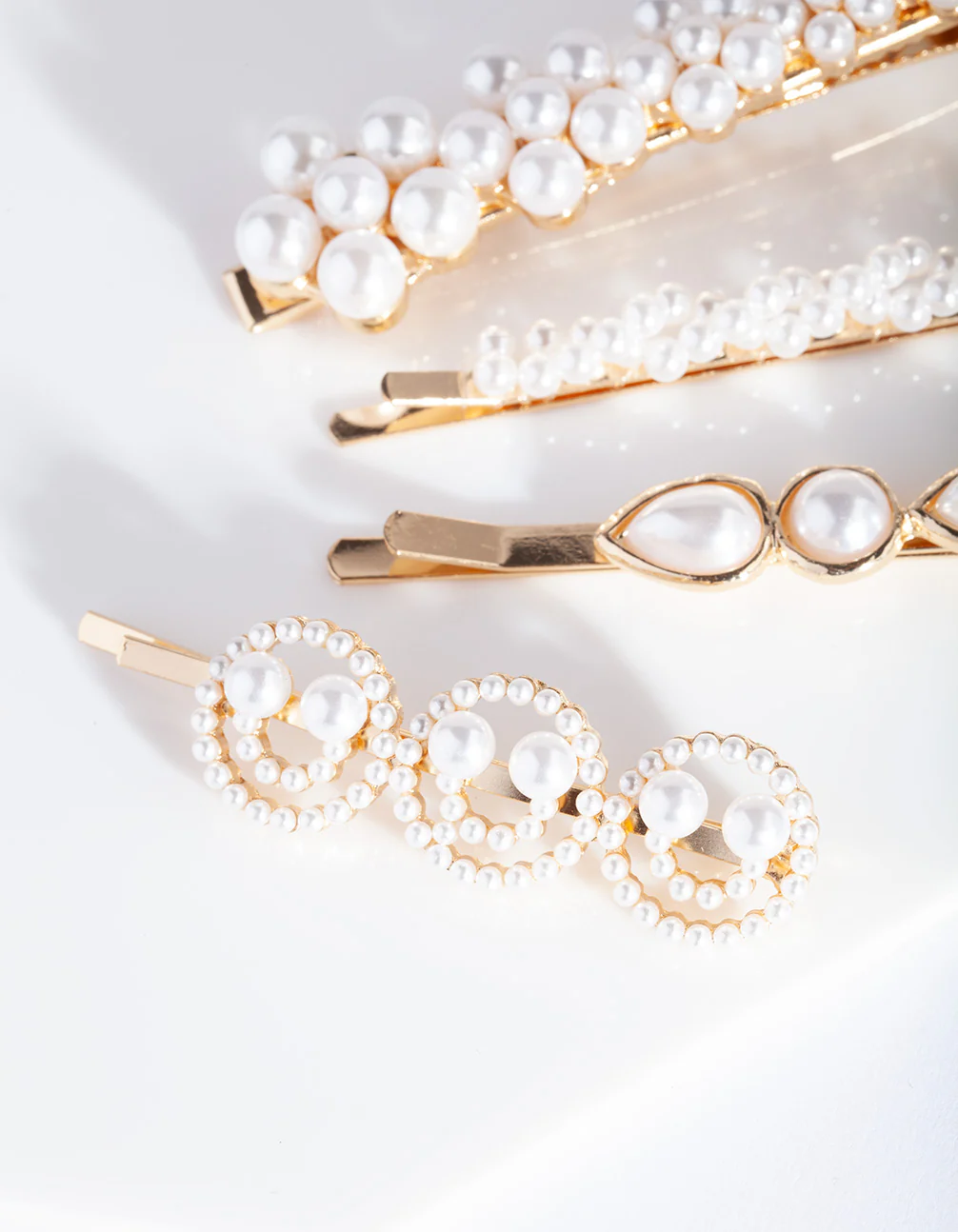 Gold Smile Pearl Hair Clip 4-Pack - Image 4