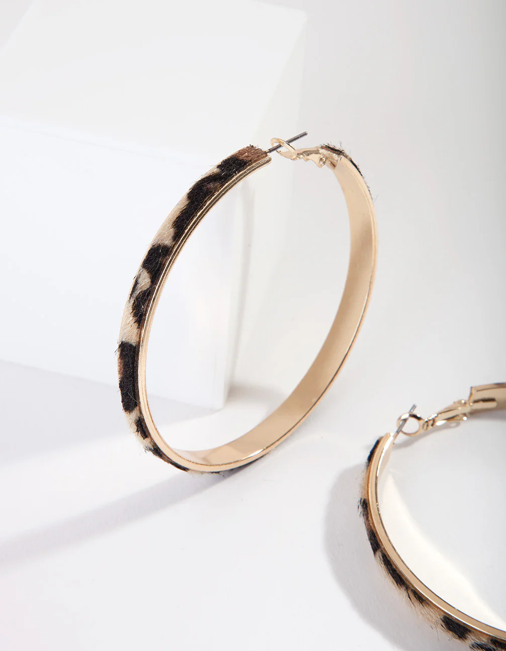 Gold Skinny Leopard Print Hoop Earrings - Image 3