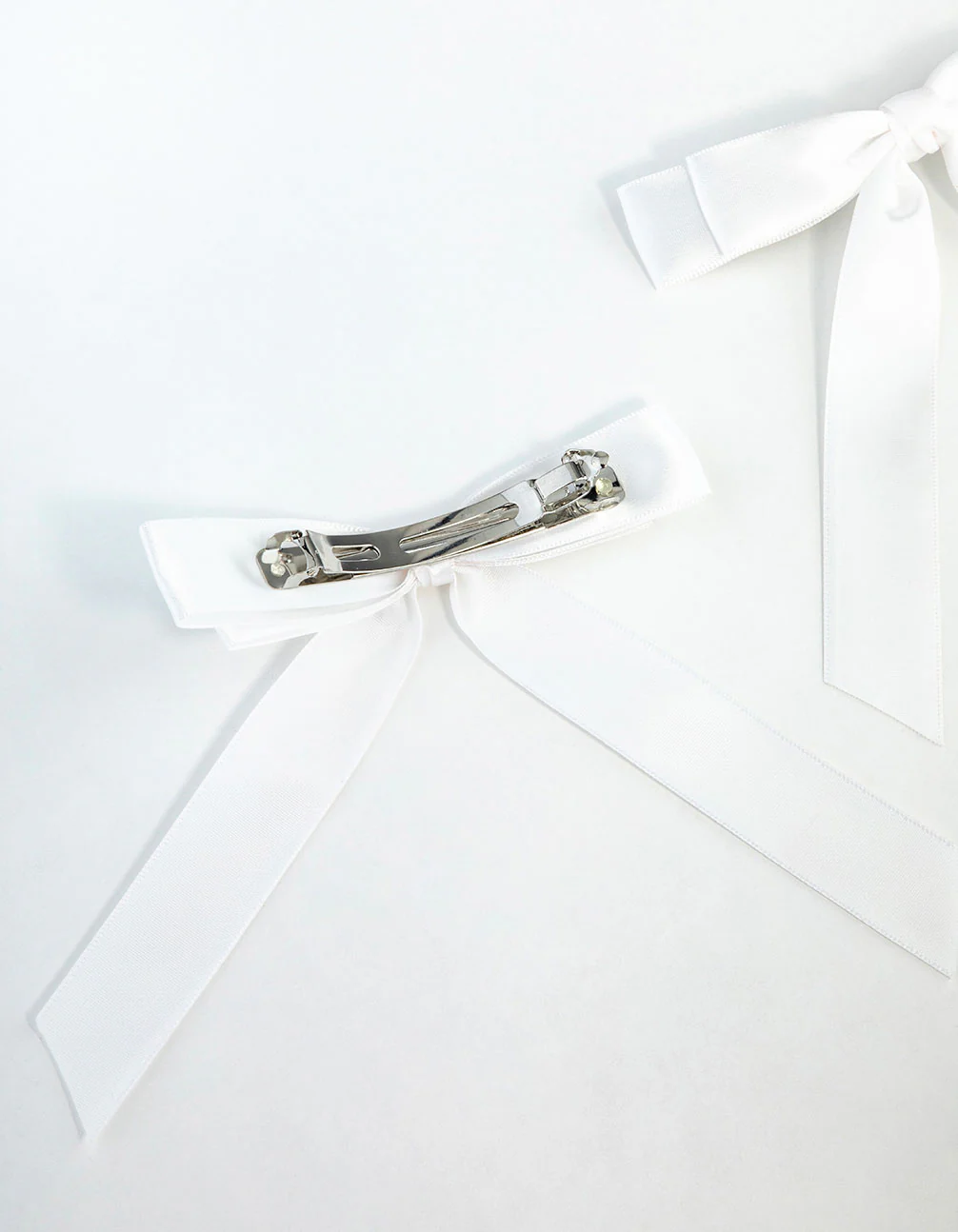 Medium Fabric Double Loop Bows 2-Pack - Image 3