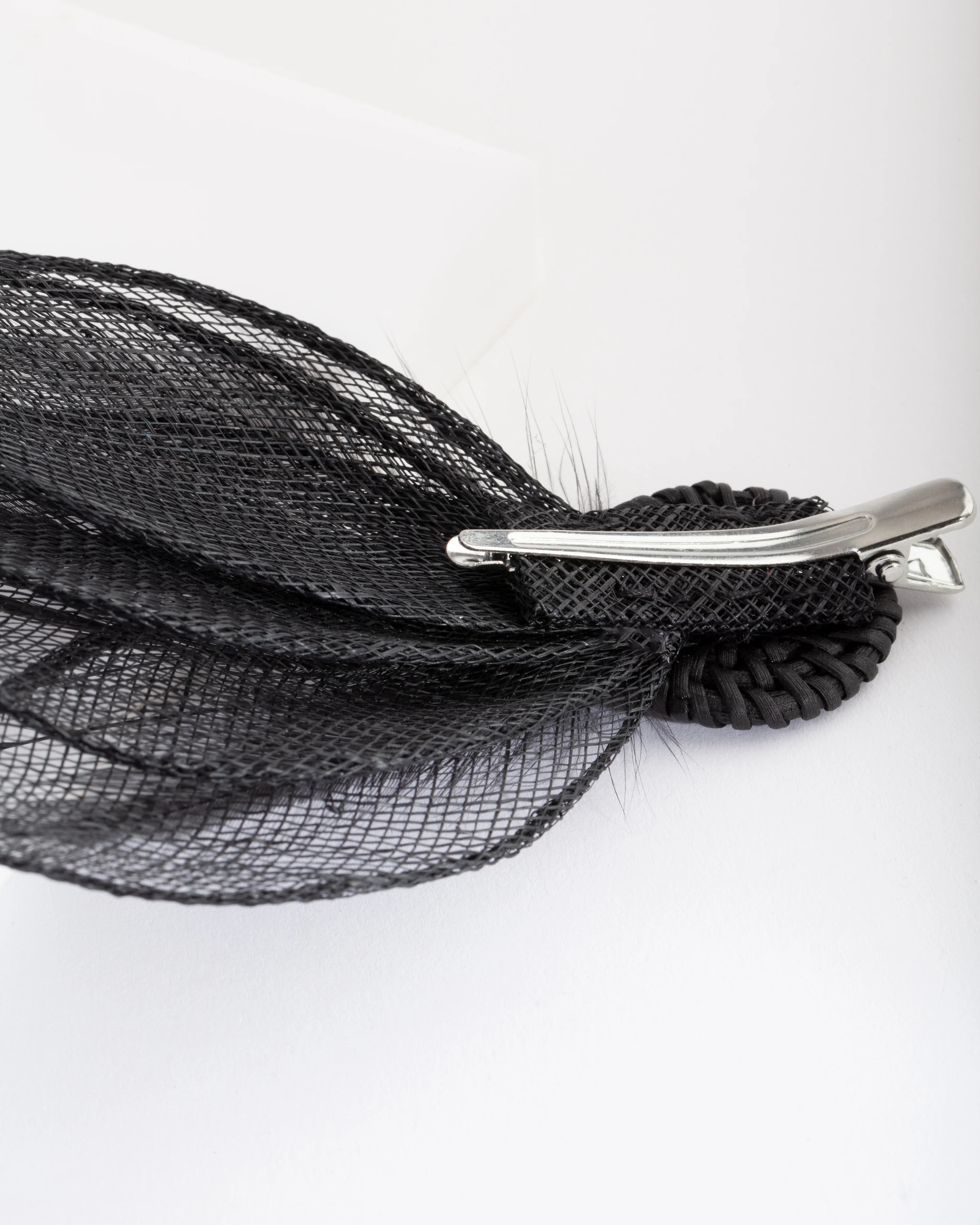OCHR BLK SINA FTHR PLAIT CLIP - Image 5