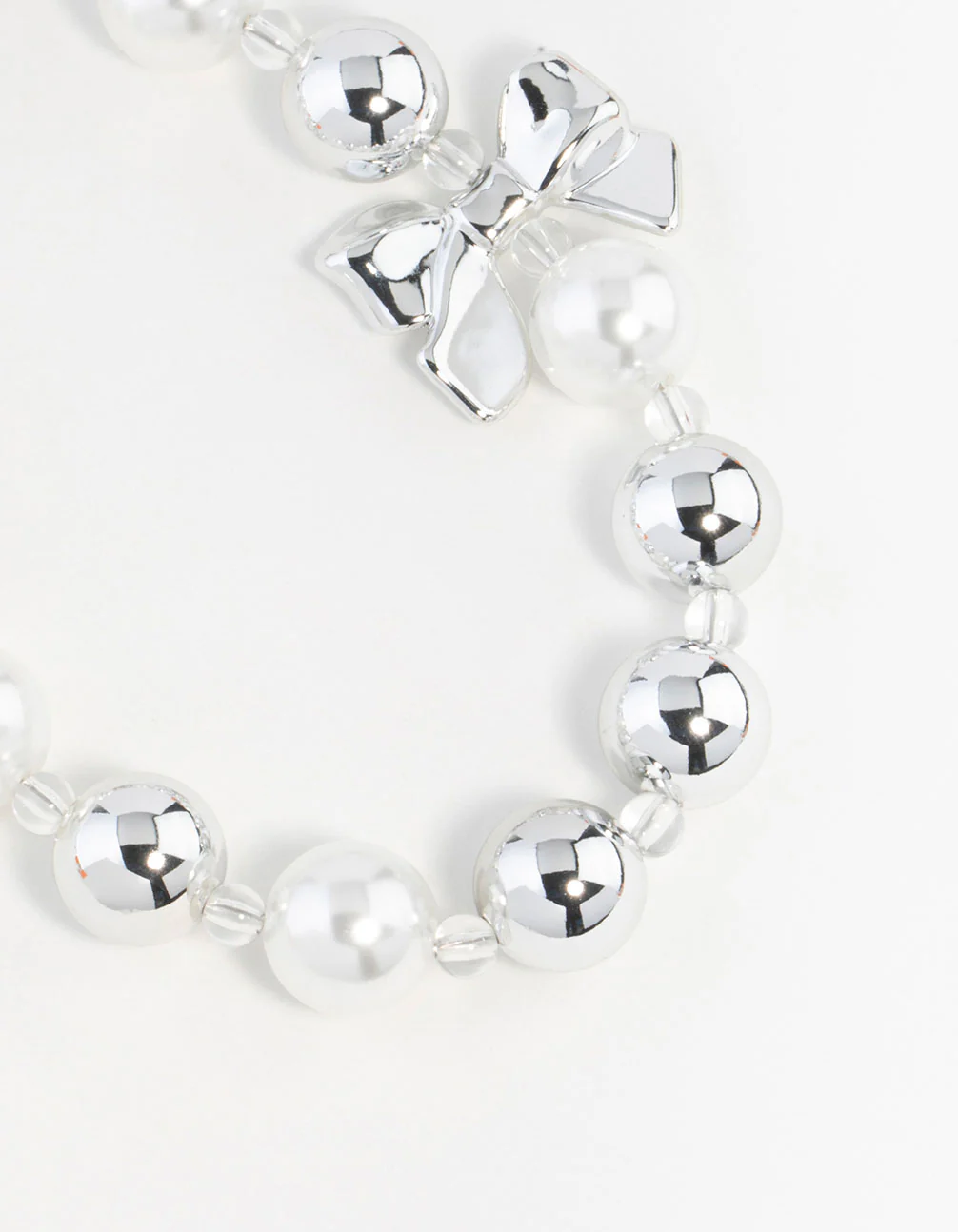 Bow & Pearl& Heart Keychain - Image 2