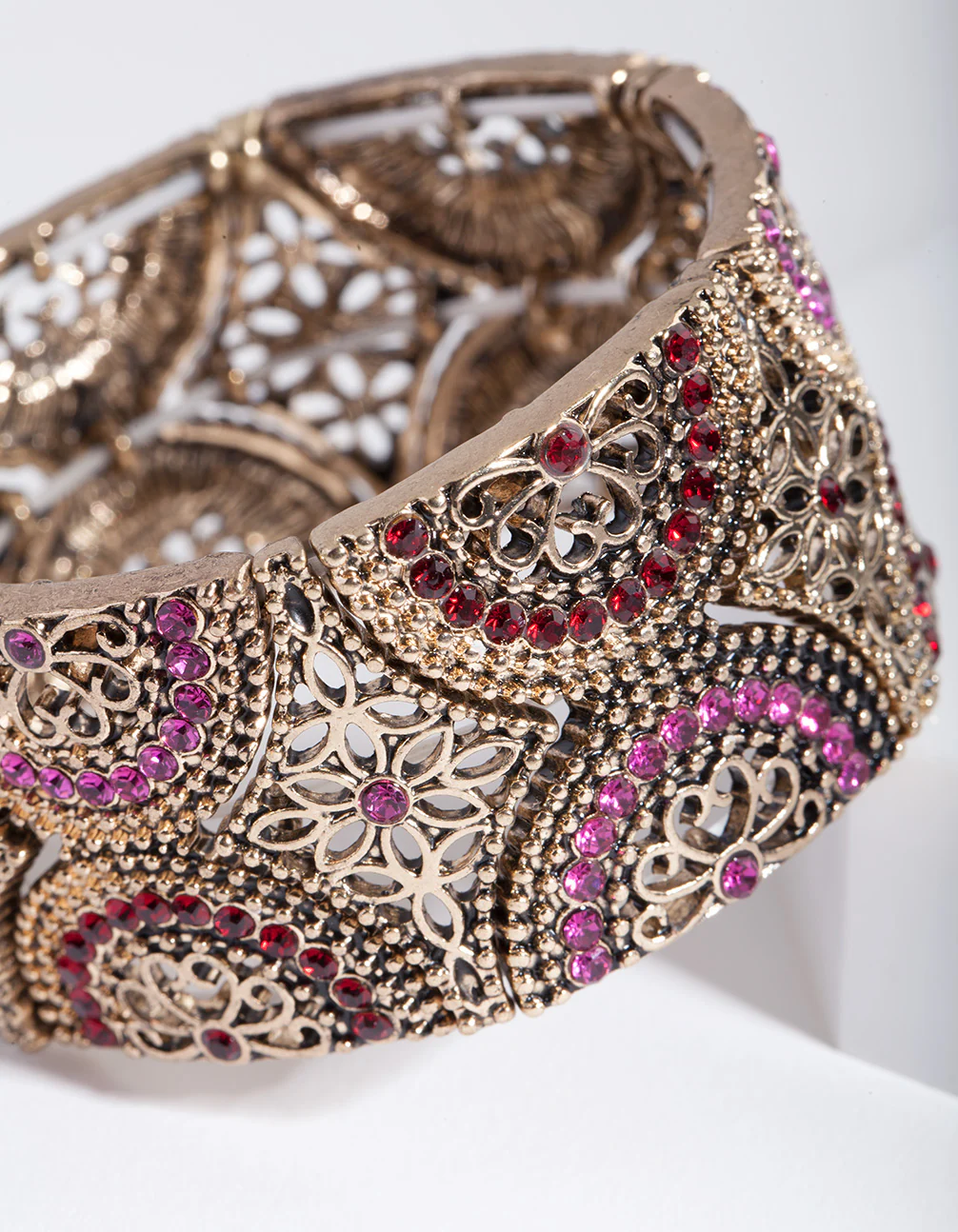 Antique Gold Red Filigree Diamante Stretch Bracelet - Image 2