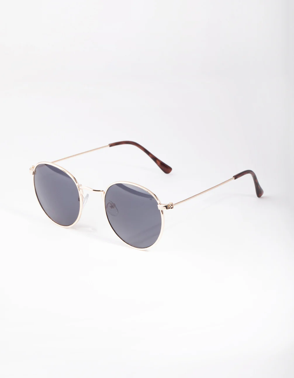 Gold Classic Round Sunglasses - Image 2