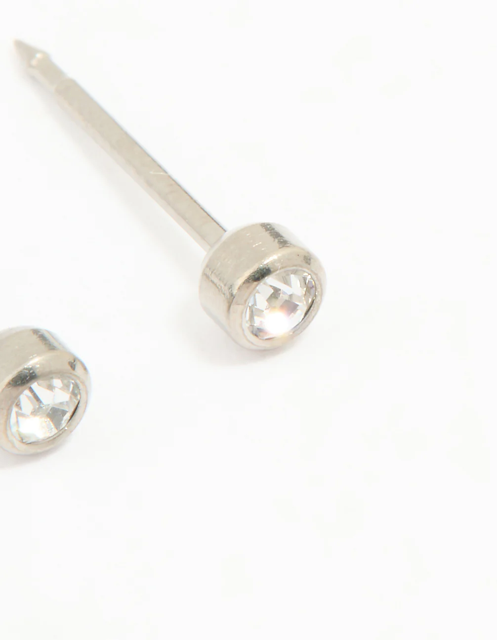 Titanium 3MM Cubic Zirconia Bezel Piercing Stud - Image 3