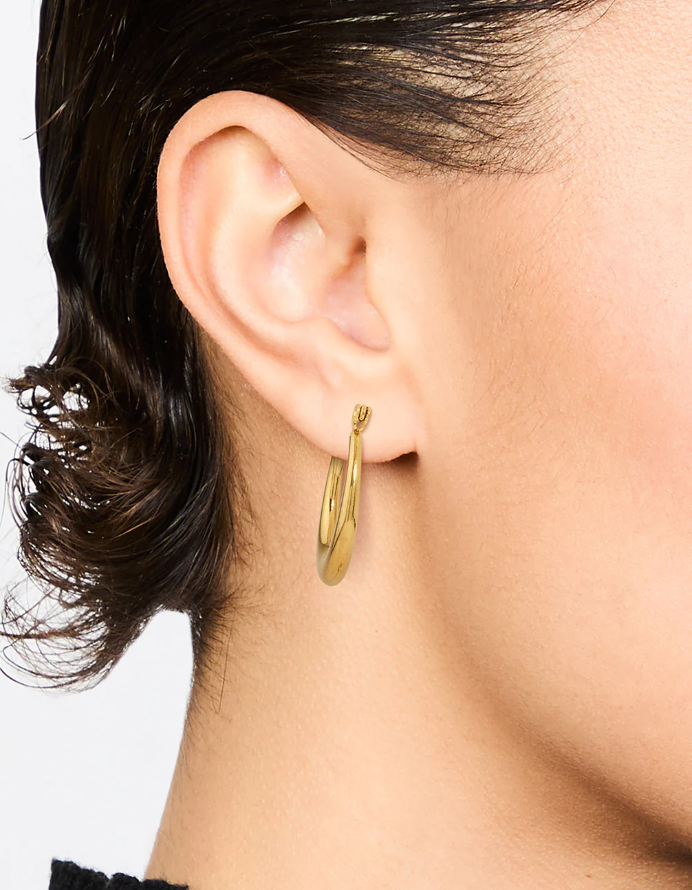 Waterproof Gold Plated Stainless Steel Crescent Hoop Earrings 18 MM - Image 2