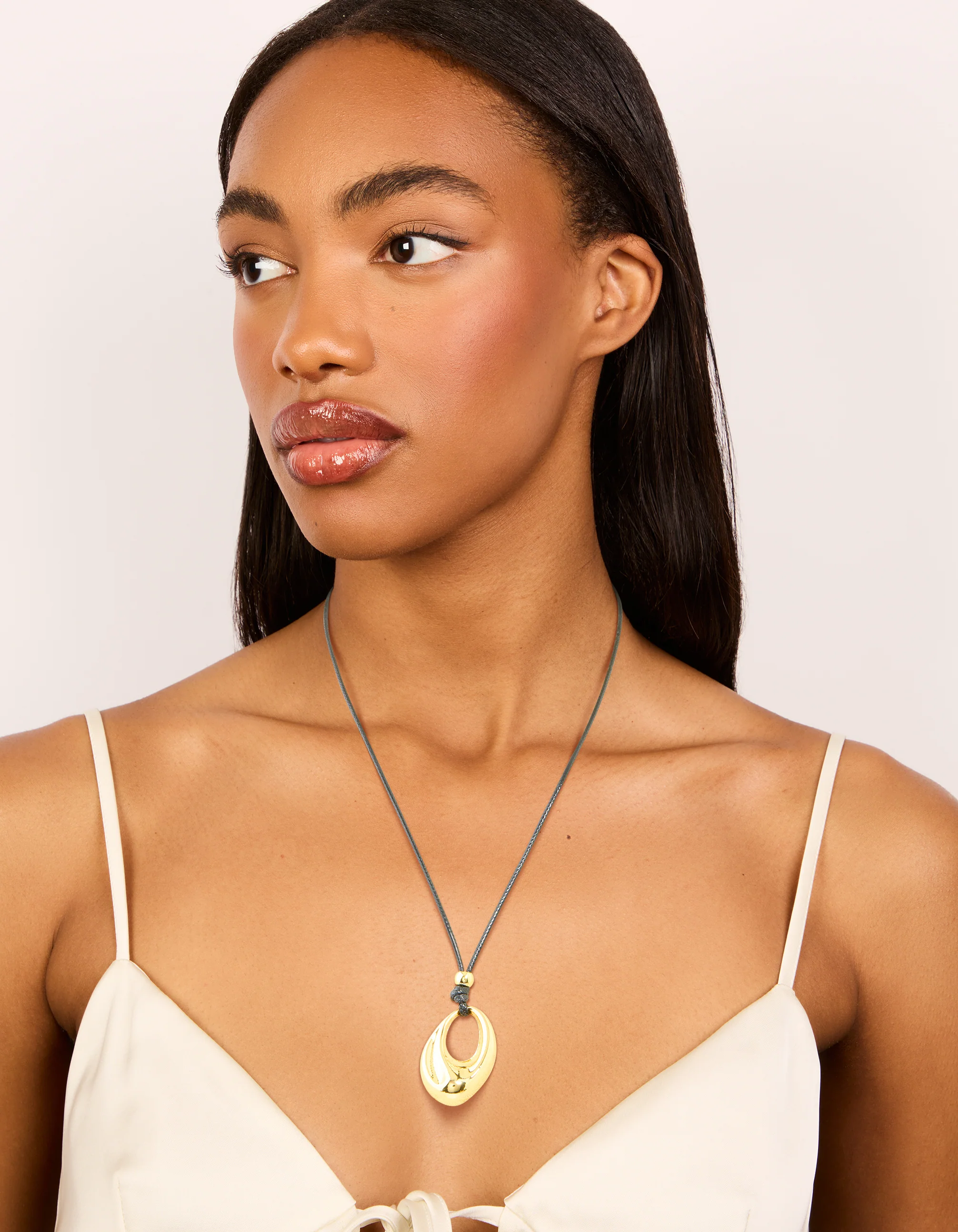 Waterproof Gold Plated Stainless Steel Molten Drop Pendant Cord Necklace - Image 3