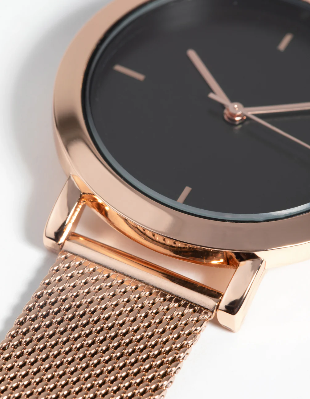 Rose Gold Minimal Mesh Watch - Image 3